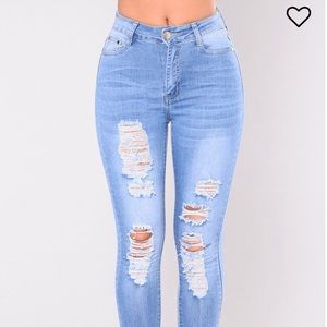 Fashion Nova high rise Jeans